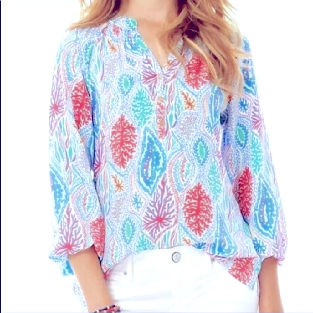 Lilly Pulitzer Elsa silk blouse in Multi Let Minnow Odette- size 6
